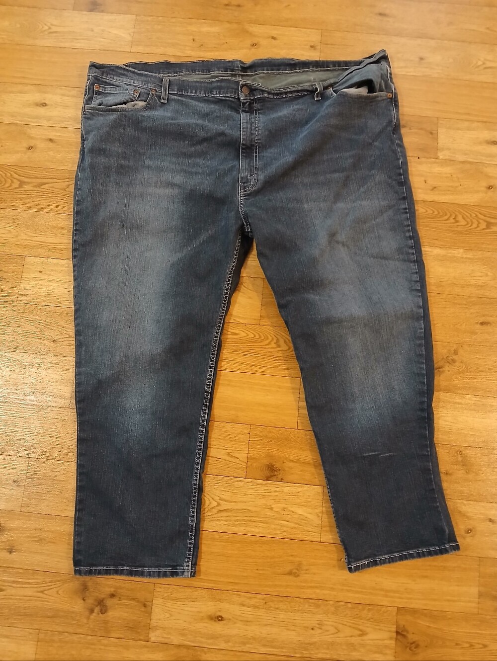 LEVIS Slim Straight Men's Jeans in Washed Indigo